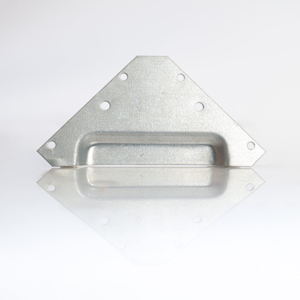 zdjęcie produktowe zawiesia do obrazu na czystym białym tle z odbiciem.